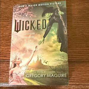 Wicked: A Novel by Gregory Maguire - Multicolor Cover